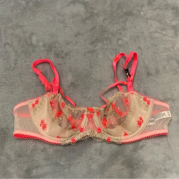 New! Victoria's Secret Dream Angels Heart push-up Bra 4873 - Picture 6 of 7
